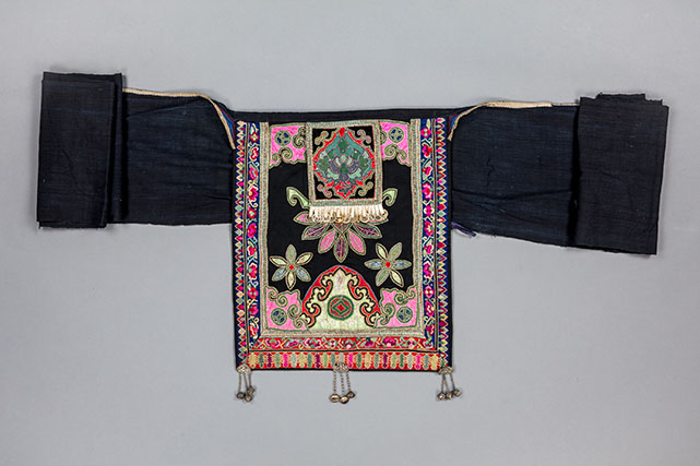 台江苗补花背儿带